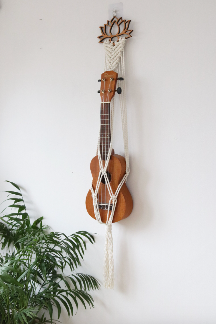 ukulele mount