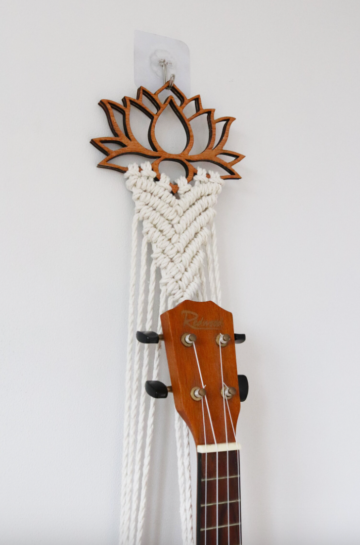 ukulele mount