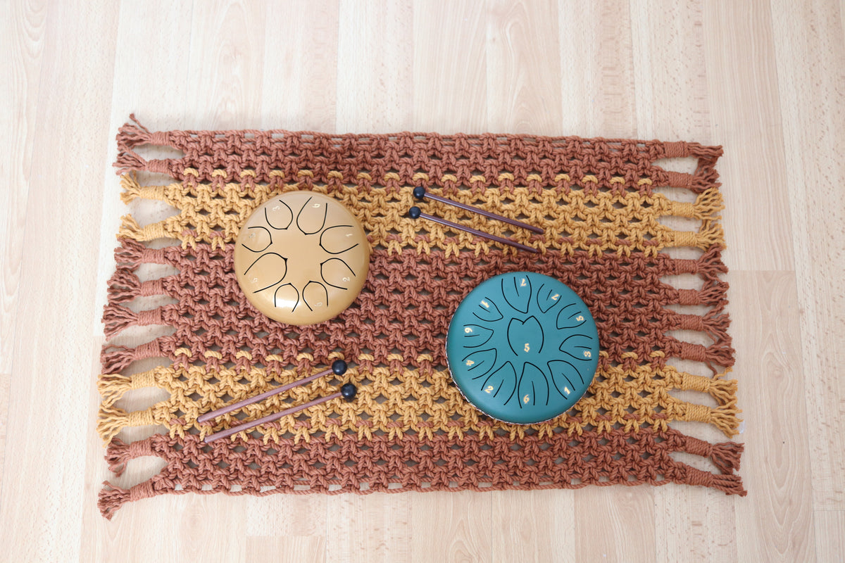 Percussion rug/mat for tongue drums and small drums
