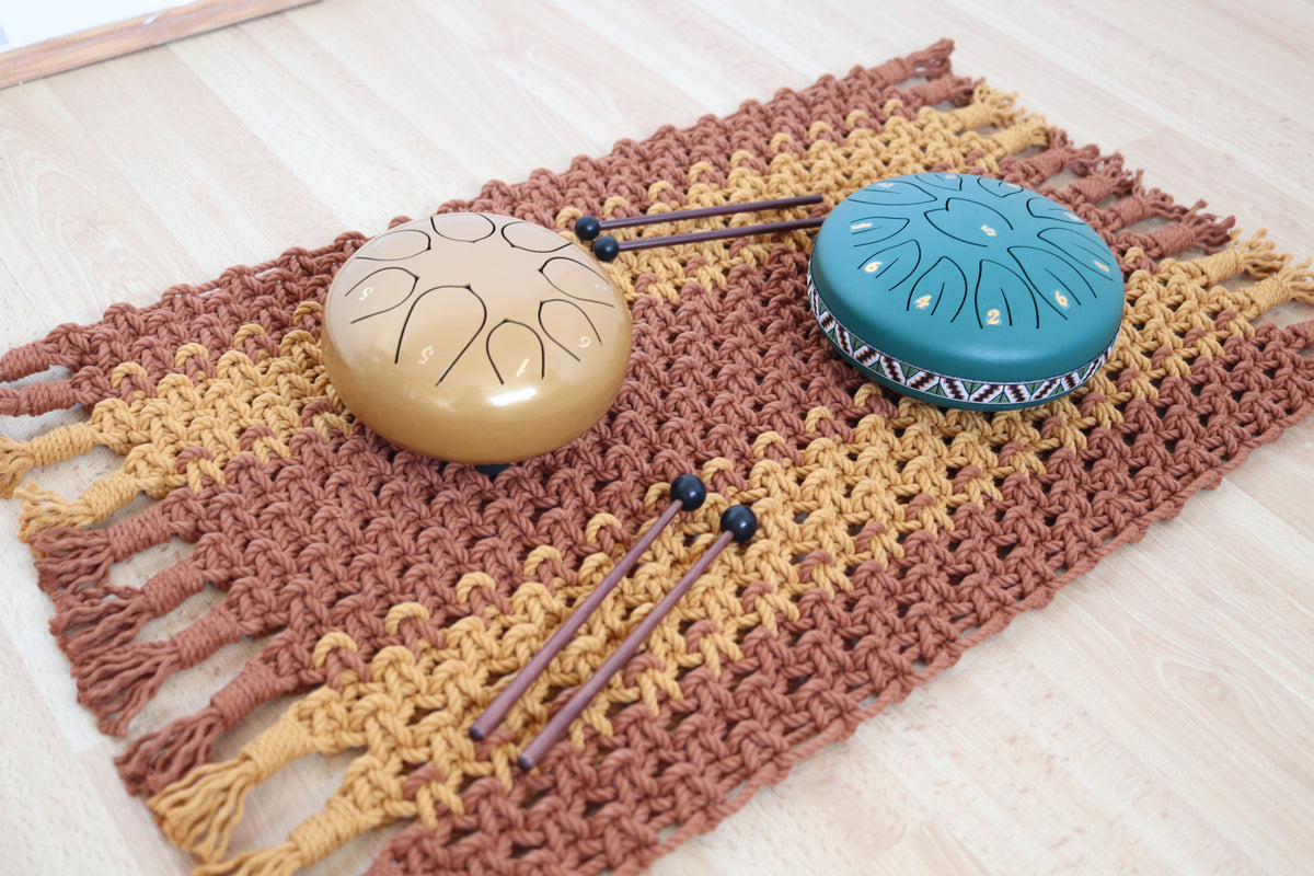 Percussion rug/mat for tongue drums and small drums