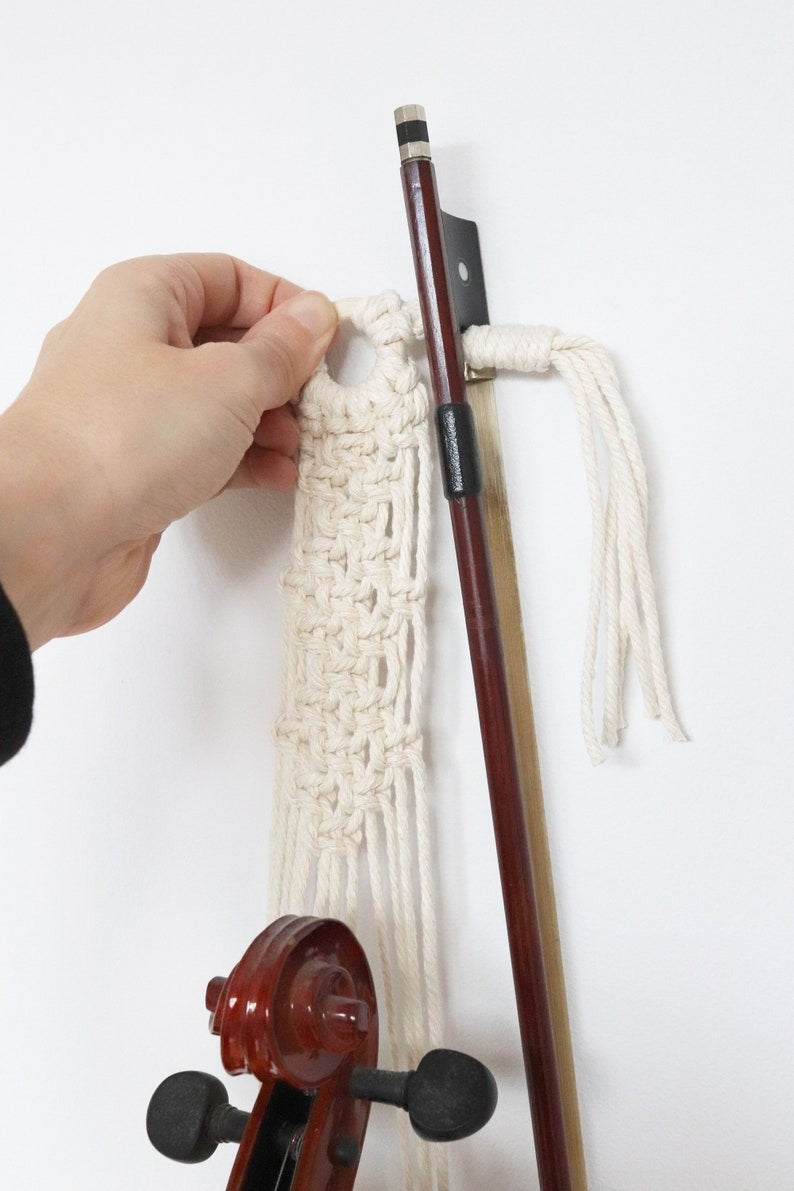 violin stand with bow holder