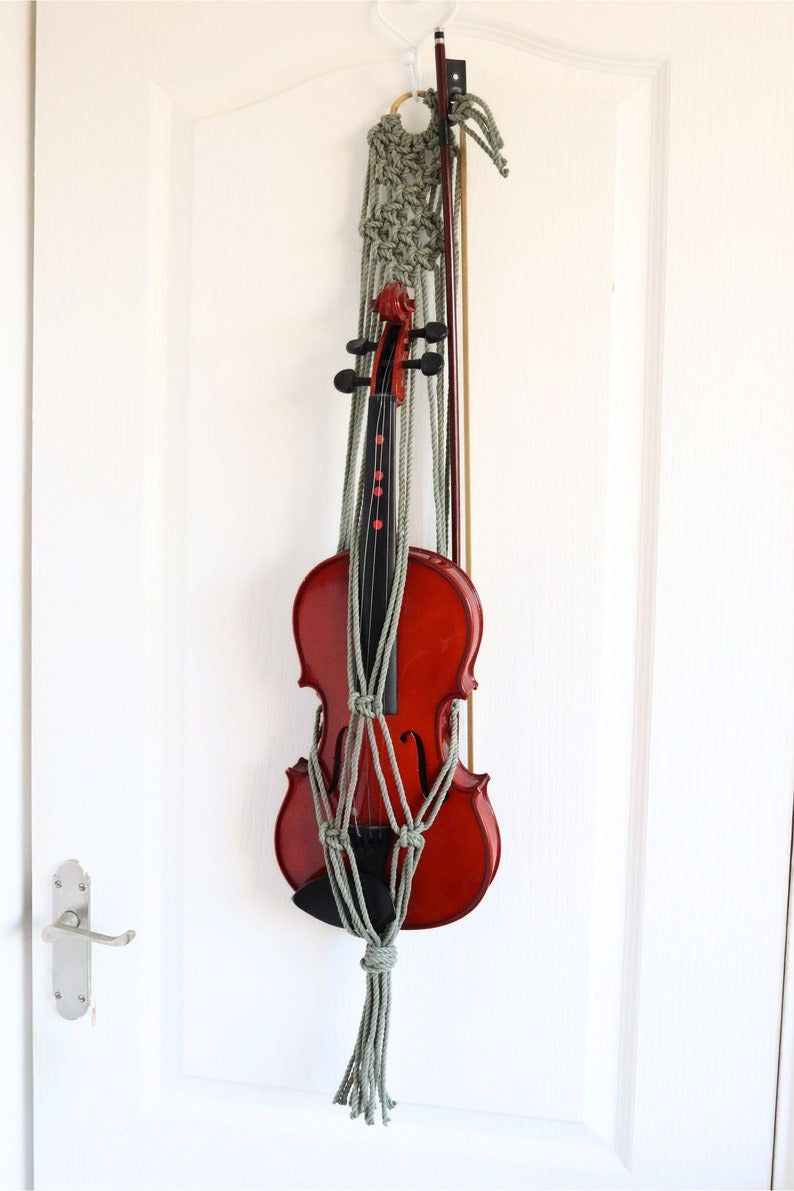 violin stand with bow holder