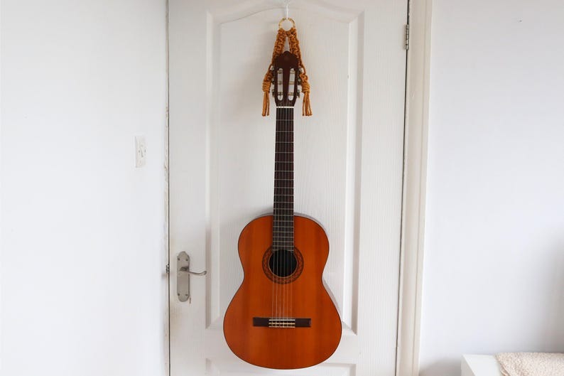 guitar wall mount