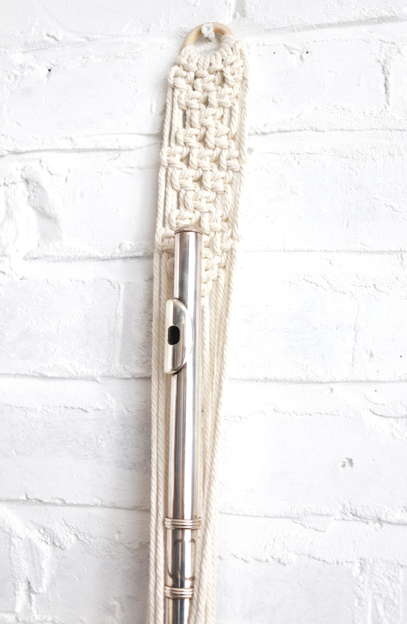 flute mount hanger